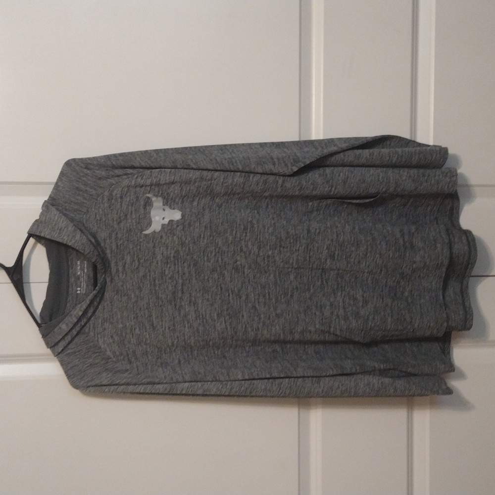 Under armour Project Rock hooded shirt